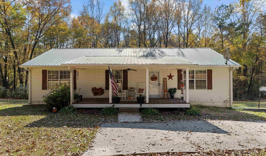3592 AIRPORT Rd, Altoona, AL 35121 - 3 Beds, 2 Bath