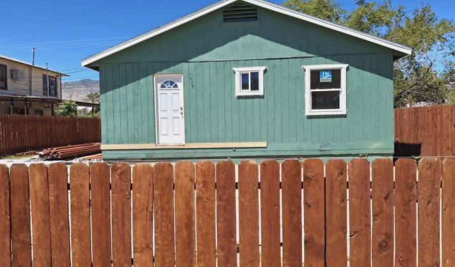 747 D Street Lot 1 & 2, Hawthorne, NV 89415 - 4 Beds, 2 Bath