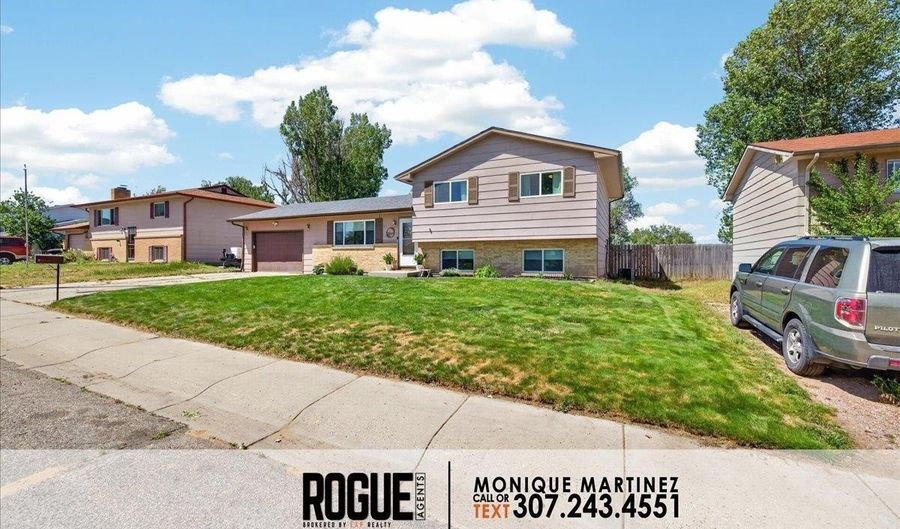 28 Begonia, Casper, WY 82604 - 4 Beds, 2 Bath