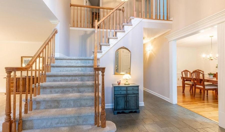 331 SHERINGHAM Dr, Hockessin, DE 19707 - 4 Beds, 3 Bath
