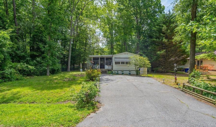37202 CAROLINA Dr, Frankford, DE 19945 - 3 Beds, 1 Bath