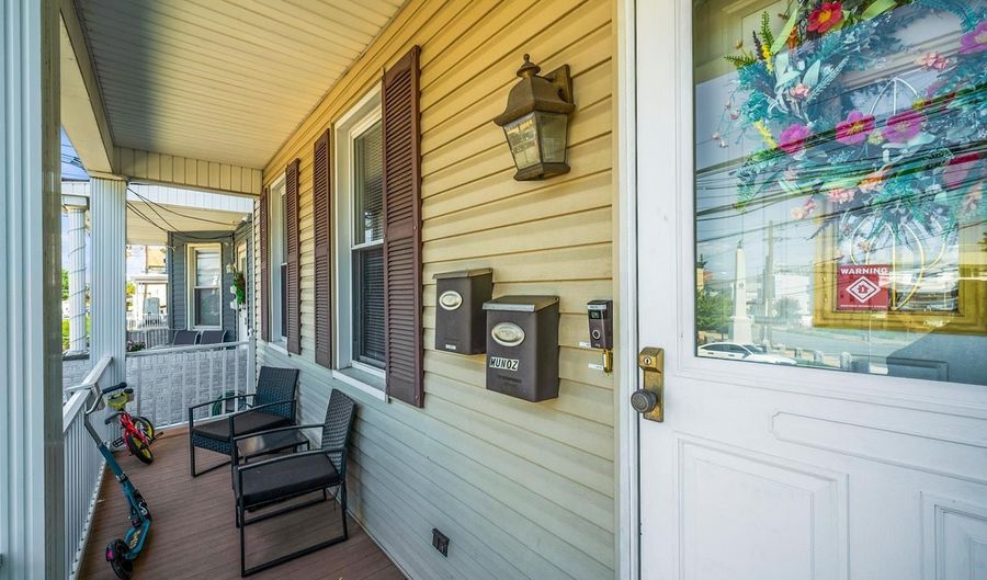 34 E 5TH St 1, Bayonne, NJ 07002 - 3 Beds, 1 Bath