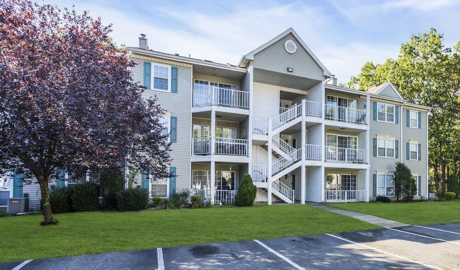 66 Iroquois Dr 24, Absecon, NJ 08201 - 2 Beds, 2 Bath