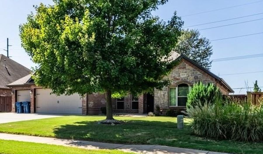 1613 Rock St, Bentonville, AR 72712 - 4 Beds, 3 Bath