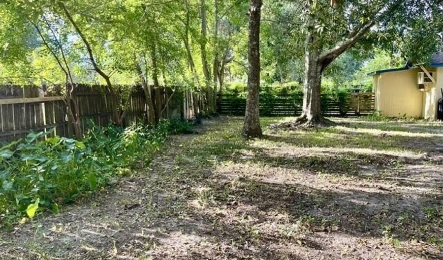 751 Canterbury Dr, Biloxi, MS 39532 - 4 Beds, 2 Bath