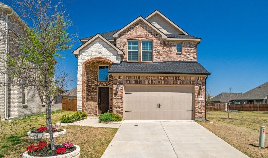 729 Jessica Lynn Ln, Anna, TX 75409 - 4 Beds, 4 Bath