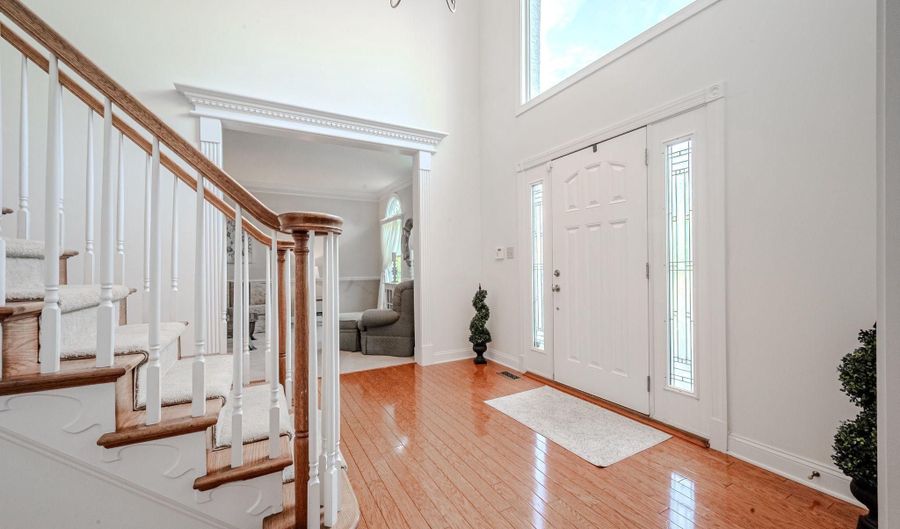 5 FOXVIEW Cir, Hockessin, DE 19707 - 4 Beds, 5 Bath