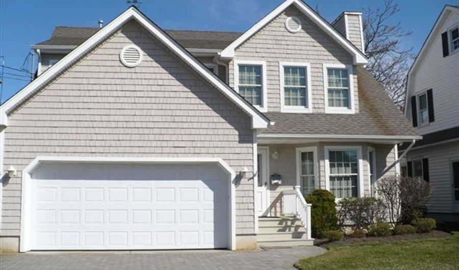 417 Main Ave, Bay Head, NJ 08742 - 4 Beds, 4 Bath