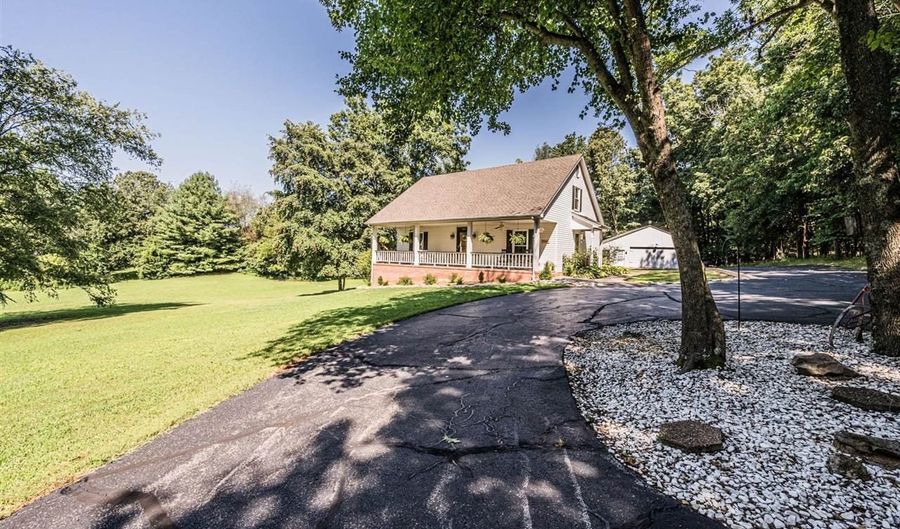 1220 Old Dearing Rd, Alvaton, KY 42122 - 3 Beds, 2 Bath