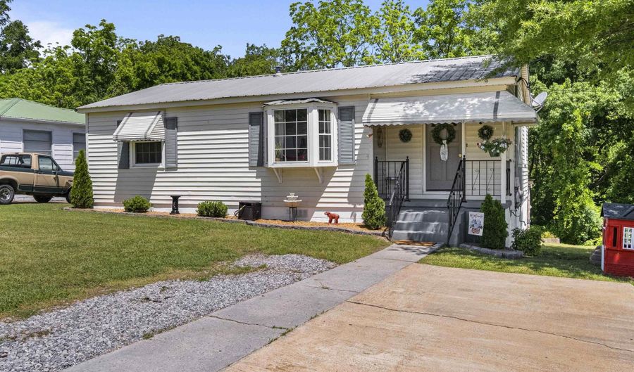 429 OAK Ln, Anniston, AL 36206 - 2 Beds, 2 Bath