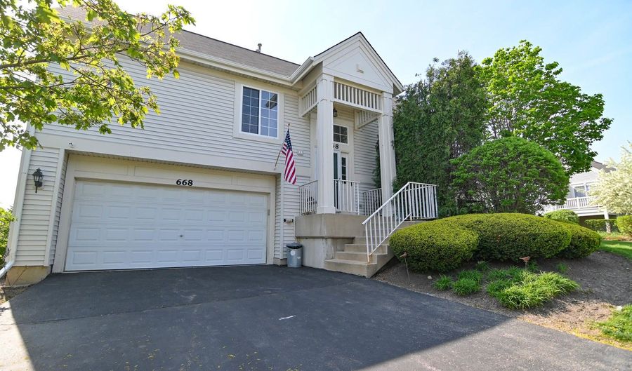 668 S Rosehall Ln, Round Lake, IL 60073 - 3 Beds, 2 Bath