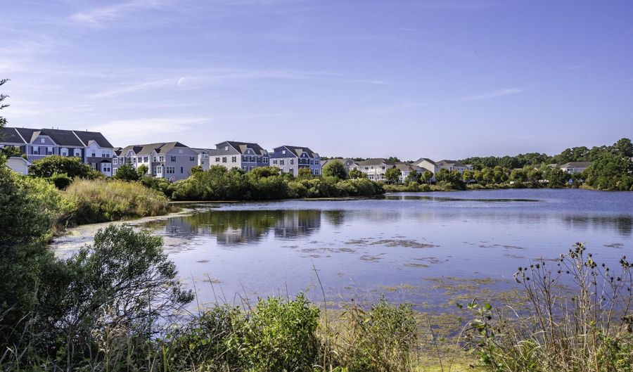 12167 SNUG HARBOR Rd, Berlin, MD 21811 - 5 Beds, 4 Bath