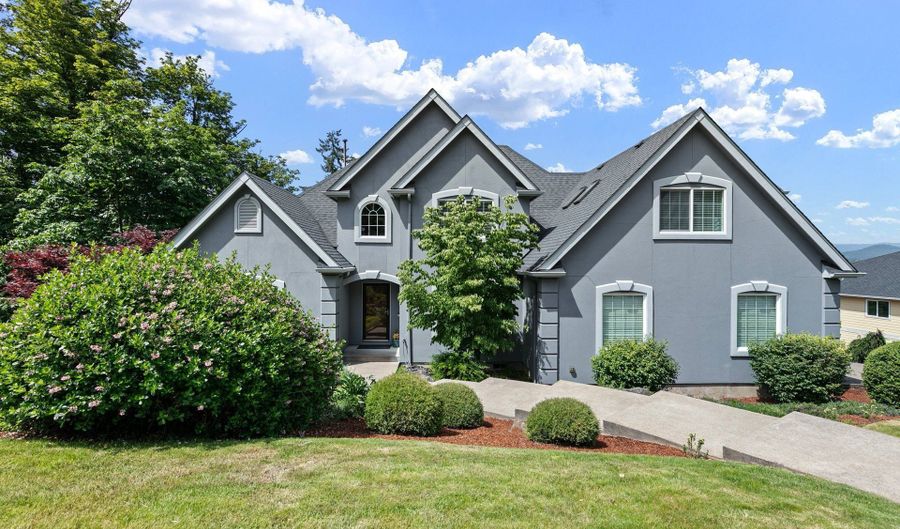 380 Mountaingate Dr, Springfield, OR 97478 - 3 Beds, 3 Bath