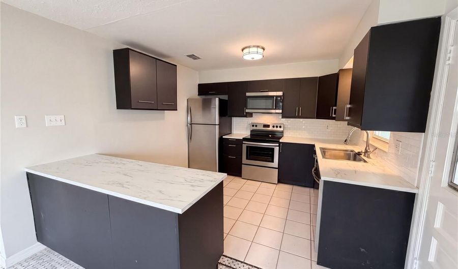 4401 SANTEE St, Orlando, FL 32804 - 3 Beds, 2 Bath