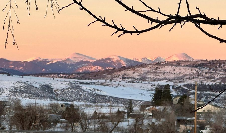 4514 Hoot Owl Dr, Berthoud, CO 80513 - 3 Beds, 4 Bath