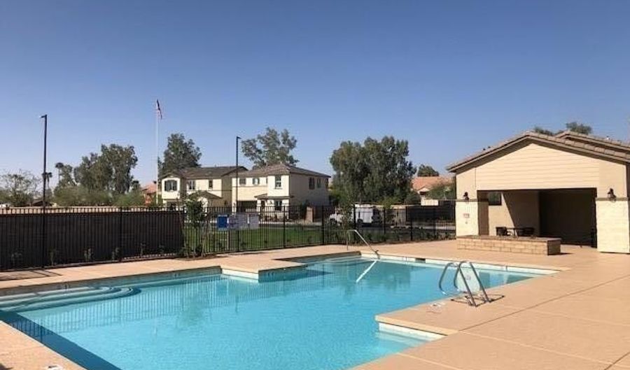 833 W PARK Ave, Chandler, AZ 85225 - 4 Beds, 3 Bath