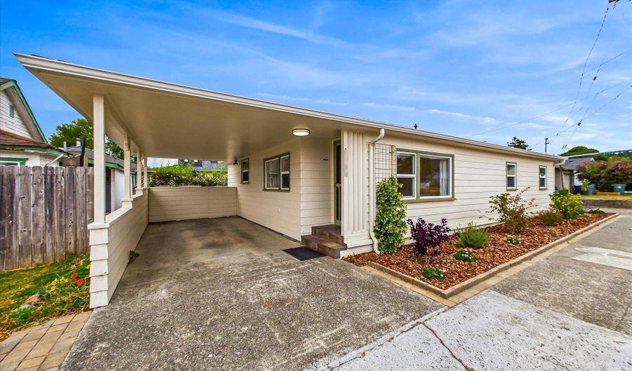 1384 Lincoln Ave, Arcata, CA 95521 - 3 Beds, 2 Bath