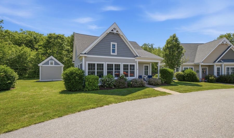 23 Adams Ln, Arundel, ME 04046 - 2 Beds, 2 Bath