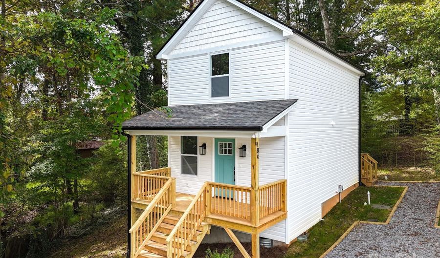 186 Johnston Blvd, Asheville, NC 28806 - 2 Beds, 2 Bath