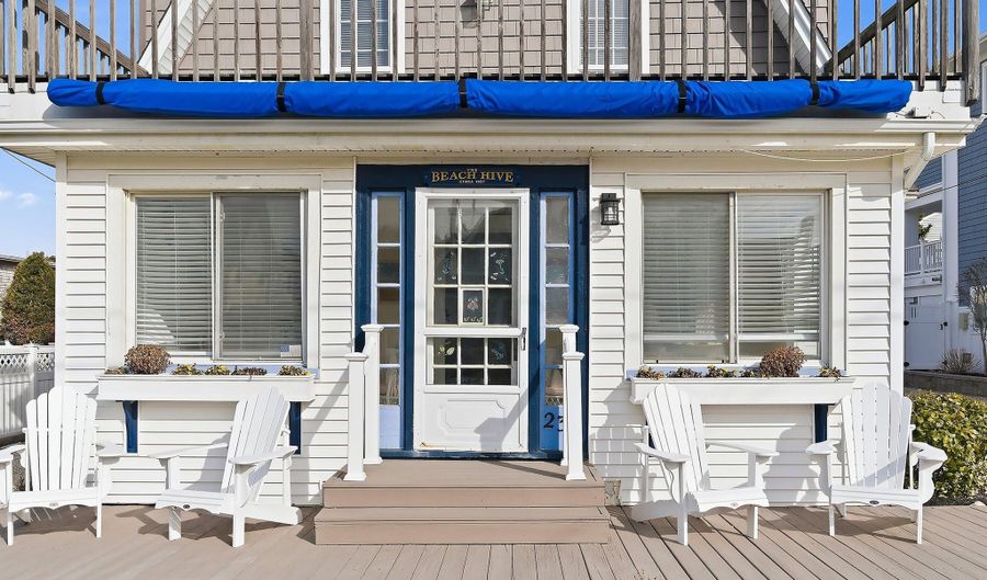 23 5th St, Beach Haven, NJ 08008 - 6 Beds, 3 Bath