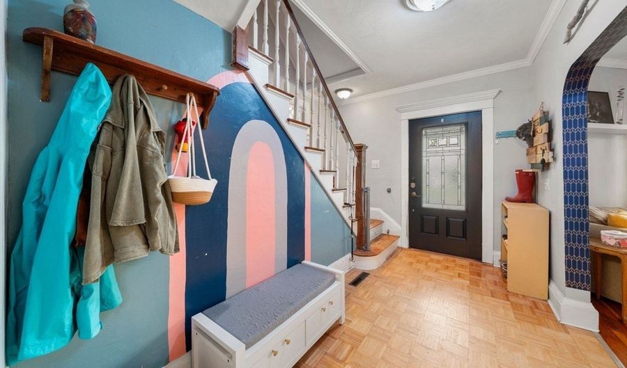 38 Hope St, Attleboro, MA 02703 - 4 Beds, 2 Bath