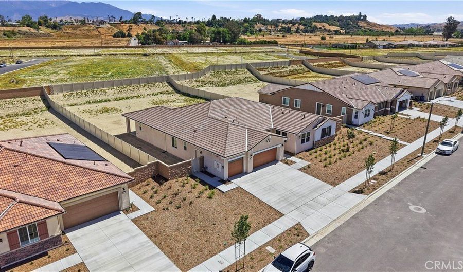 11647 Saddleback Dr, Loma Linda, CA 92373 - 6 Beds, 4 Bath