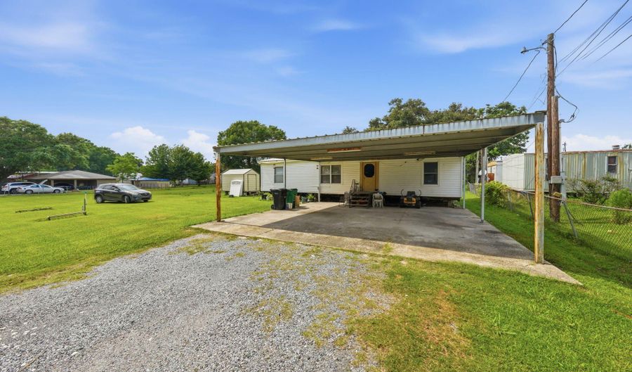 3133 Cypress St, Abbeville, LA 70510 - 3 Beds, 2 Bath