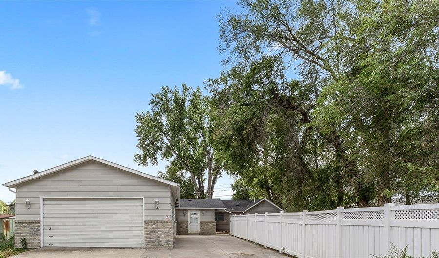 4142 Morgan Ave, Billings, MT 59101 - 4 Beds, 3 Bath