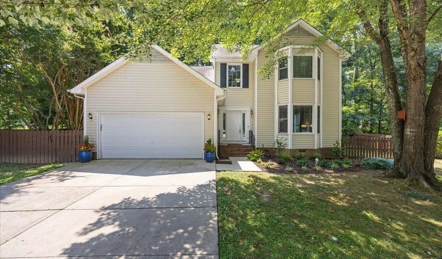 3901 Inkberry Ct, Apex, NC 27539 - 4 Beds, 3 Bath