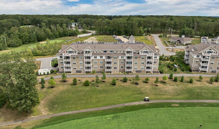 7 Longview Dr 105, Atkinson, NH 03811 - 2 Beds, 2 Bath