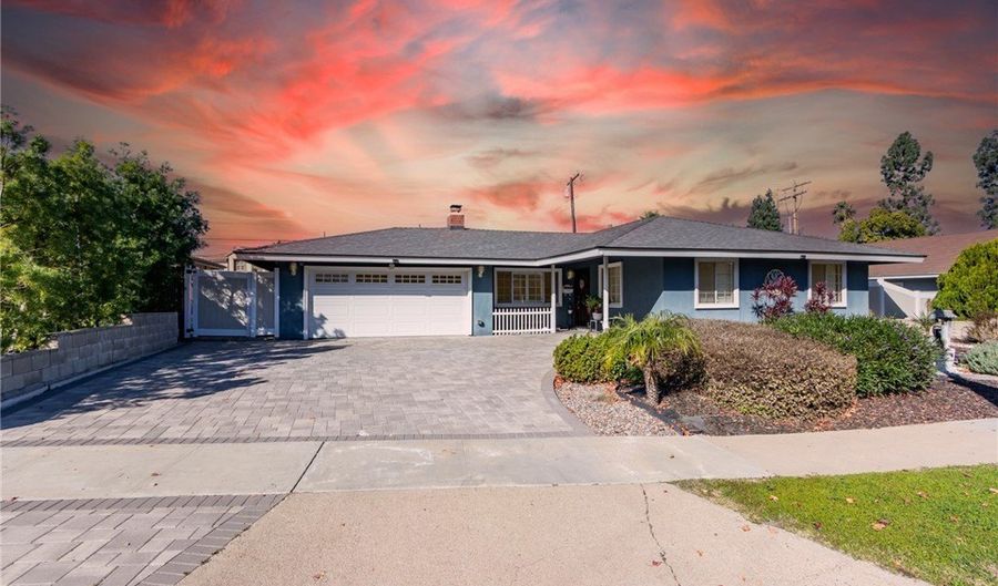 321 N Starfire, Anaheim, CA 92807 - 4 Beds, 2 Bath