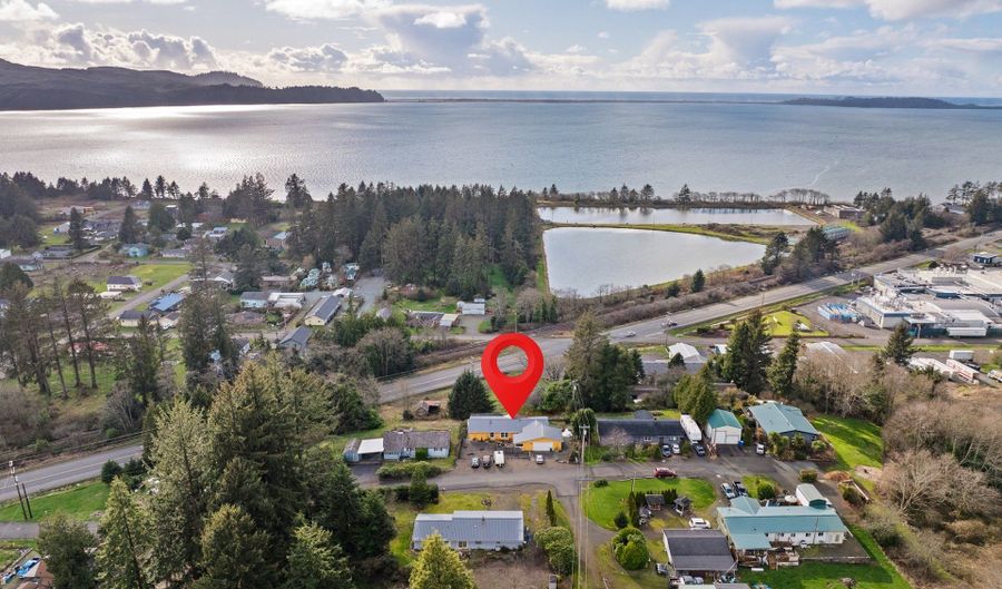 7998 14TH St, Bay City, OR 97107 - 3 Beds, 3 Bath