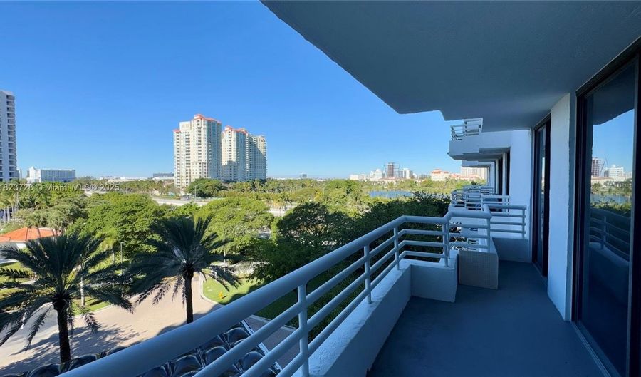 3300 NE 192nd St 604, Aventura, FL 33180 - 2 Beds, 2 Bath