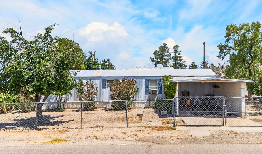 1125 Livesay St, Anthony, NM 88021 - 3 Beds, 2 Bath