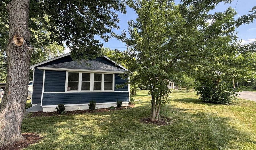 3725 Carson Ave, Indianapolis, IN 46227 - 2 Beds, 1 Bath
