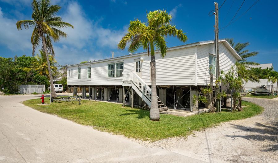 1 Riviera Dr, Key West, FL 33040 - 4 Beds, 2 Bath