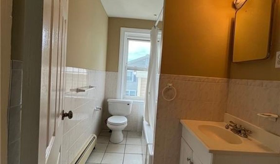 1140 S Broadway St, East Providence, RI 02914 - 2 Beds, 1 Bath