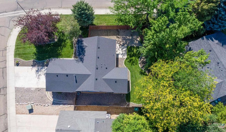3775 E Wormwood Ct, Boise, ID 83716 - 3 Beds, 2 Bath