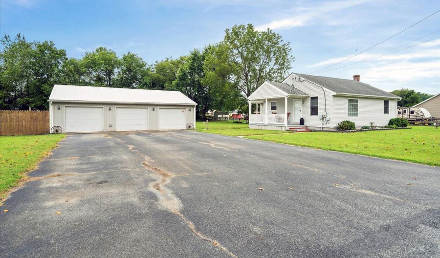1255 PINE St, Houston, DE 19954 - 2 Beds, 1 Bath