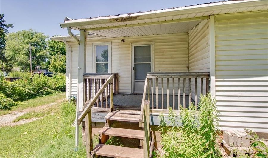 3723 Franor St, Alton, IL 62002 - 2 Beds, 1 Bath