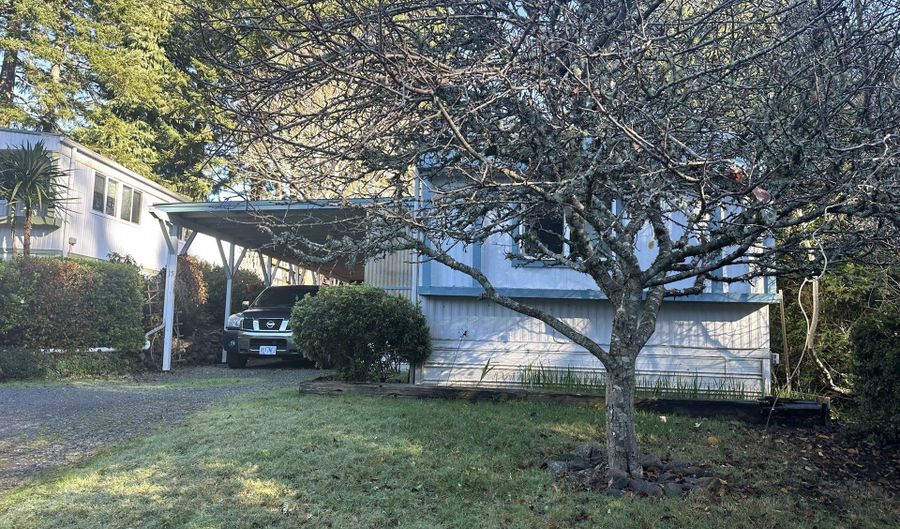 98825 PLEASANT HILL Dr 15, Brookings, OR 97415 - 2 Beds, 2 Bath