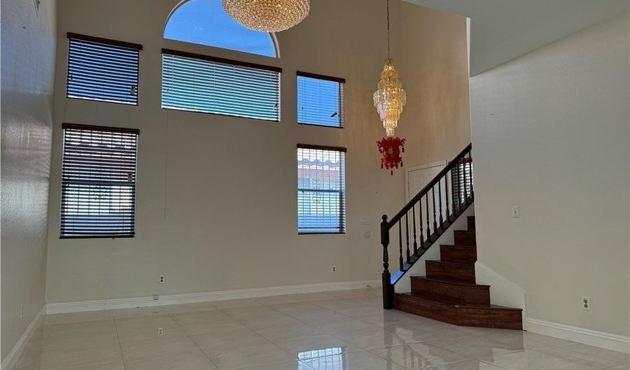 9480 W Cherokee Ave, Las Vegas, NV 89147 - 4 Beds, 3 Bath