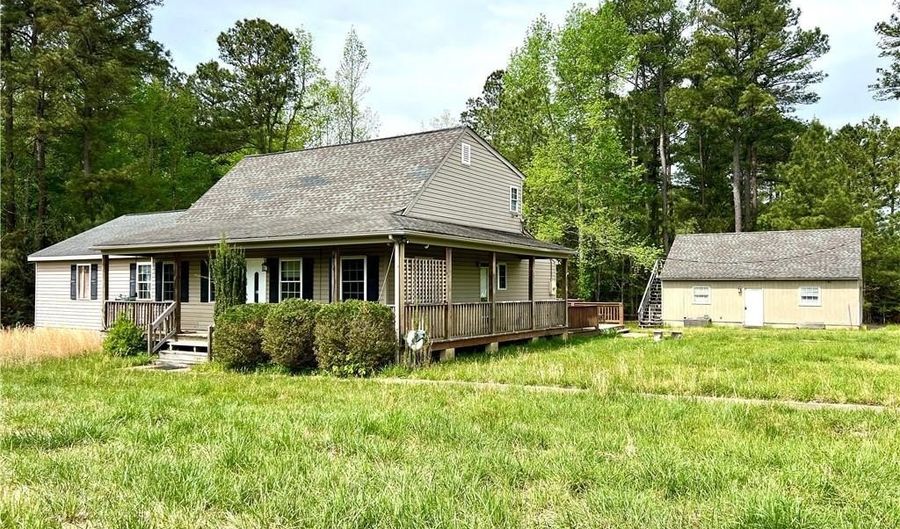 2230 Richmond Rd, Amelia, VA 23002 - 3 Beds, 3 Bath