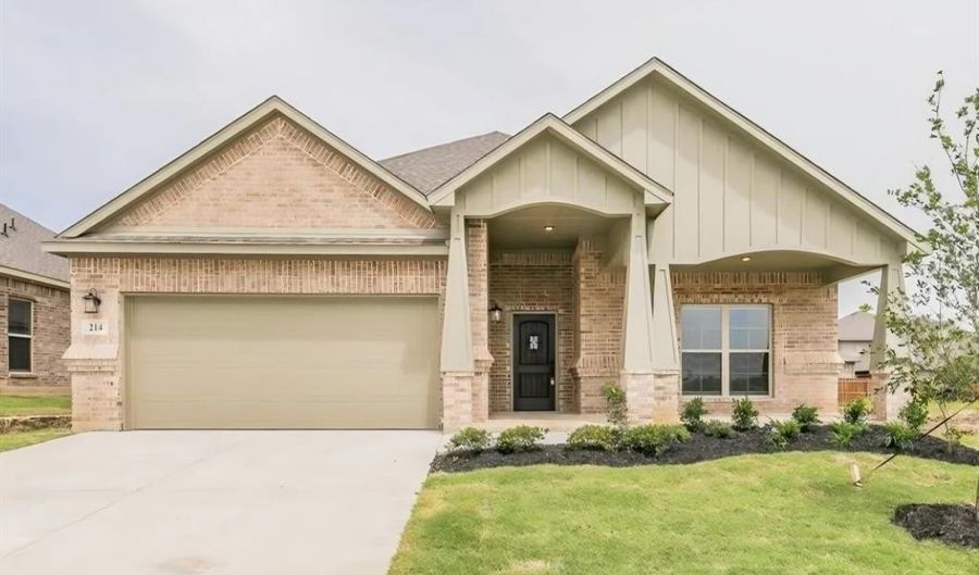 214 Navajo Trl, Alvarado, TX 76009 - 3 Beds, 2 Bath