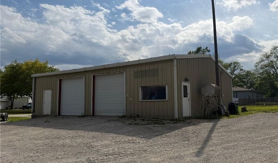 410 S Main St, Archie, MO 64725 - 0 Beds, 0 Bath
