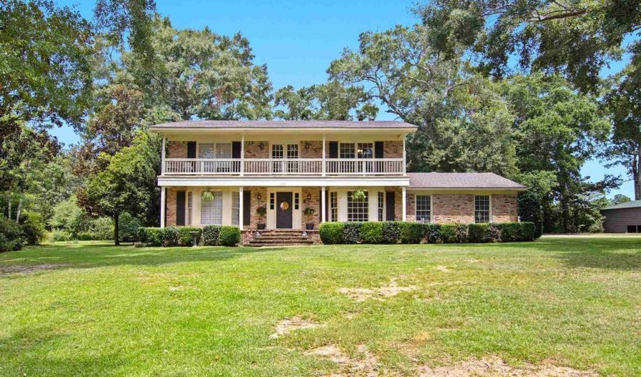 14375 Oak Knoll Ln, Bay Minette, AL 36507 - 5 Beds, 4 Bath