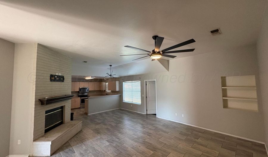 7615 LOMA VISTA Dr, Amarillo, TX 79108 - 4 Beds, 2 Bath