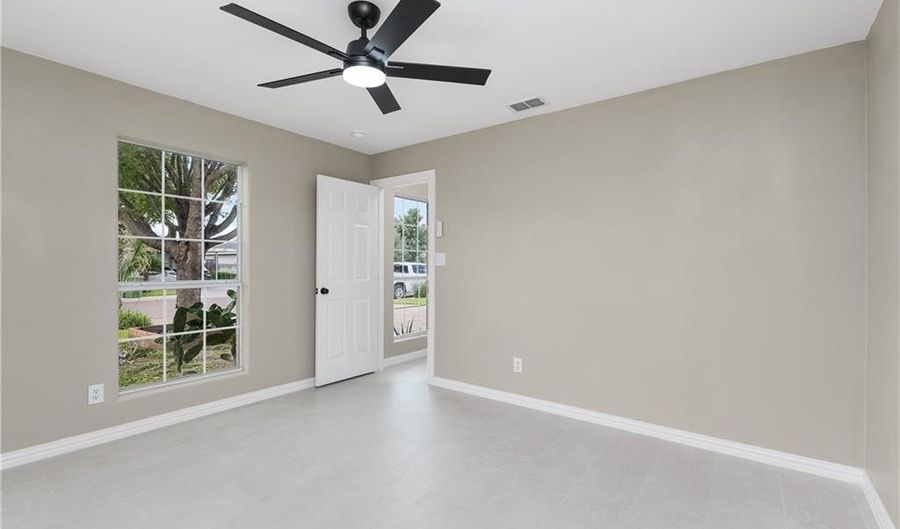 413 Alma Ave, Alamo, TX 78516 - 3 Beds, 2 Bath