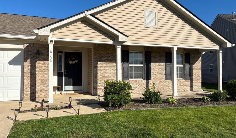 8133 Wichita Hill Dr, Indianapolis, IN 46217 - 3 Beds, 2 Bath
