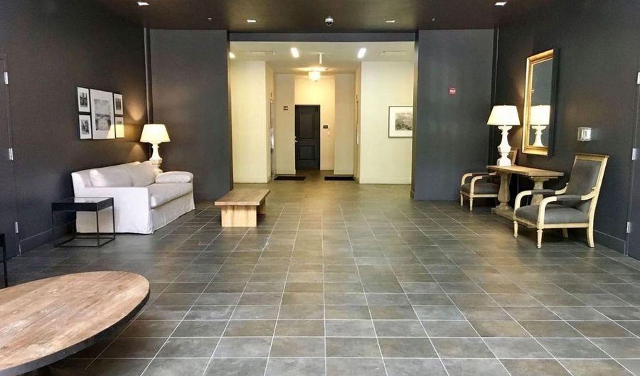 300 CATHEDRAL St 304, Baltimore, MD 21201 - 1 Beds, 1 Bath